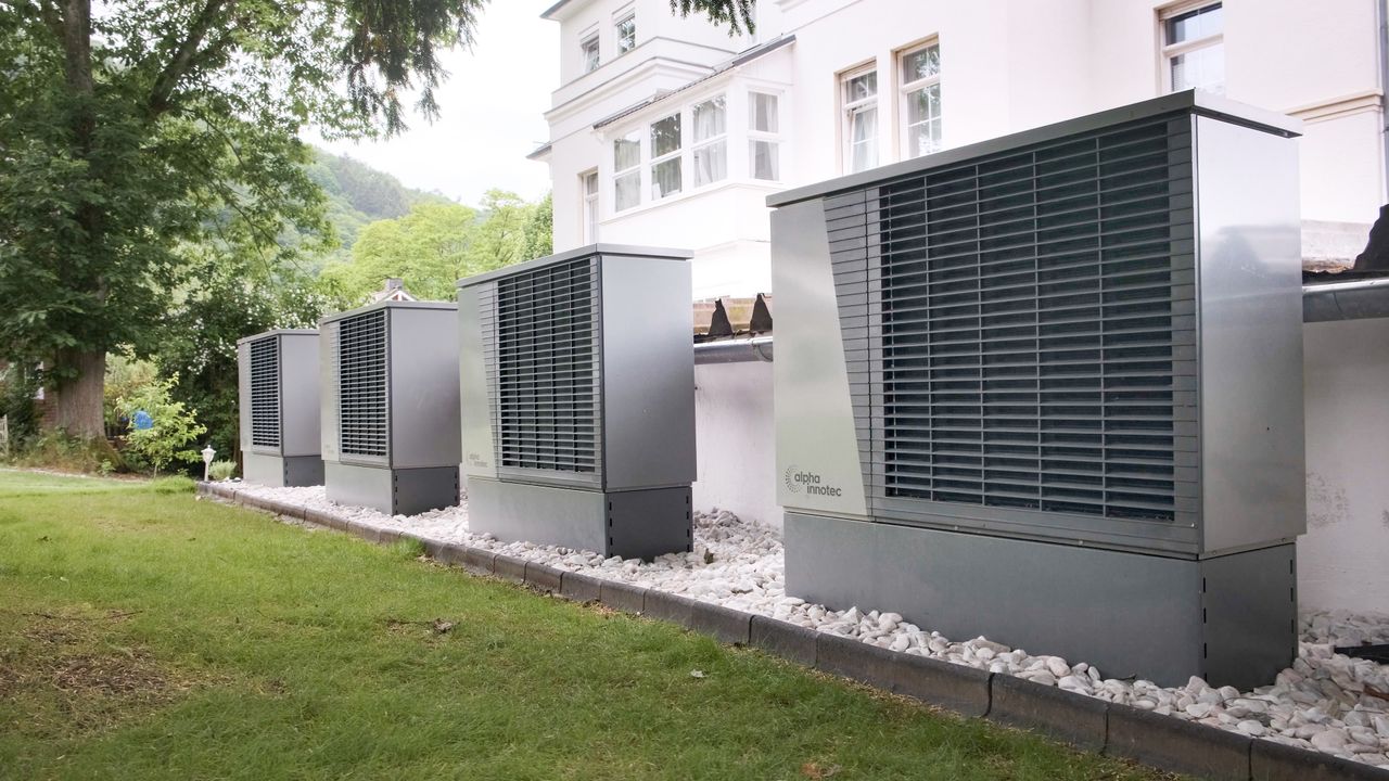 Installazione di componenti per climatizzazione e impianti tecnologici